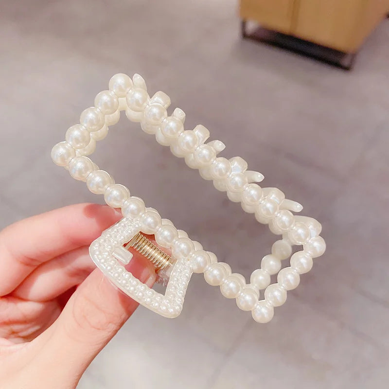 Pearl Claw Geometric Hairpins For Girls